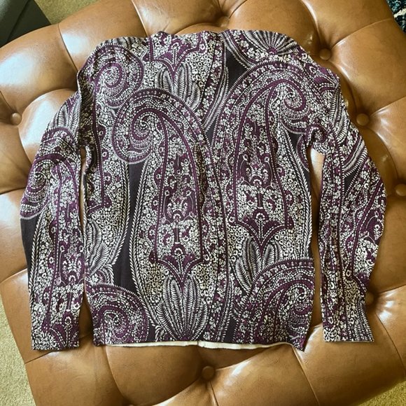 Like new! Ann Taylor Petite Lightweight Button Sweater / Cardigan - Picture 6 of 10